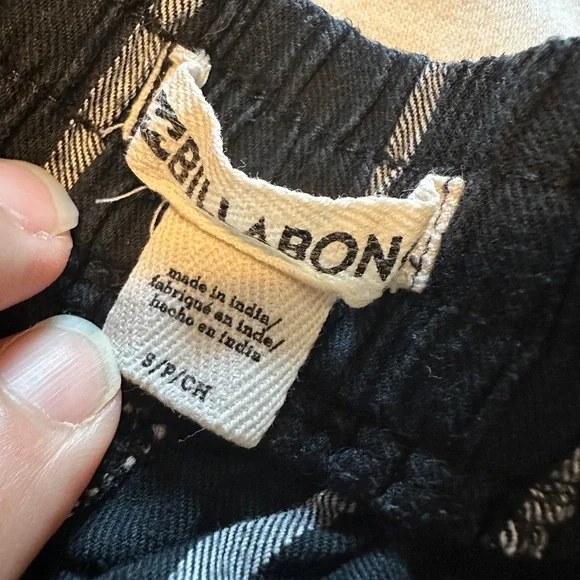 Billabong Road Trippin Shorts Black White Stripe - Small - Picture 2 of 4